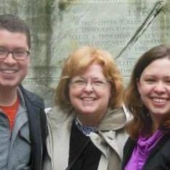 Meet your Posher, Kay - Picture 1 of 1